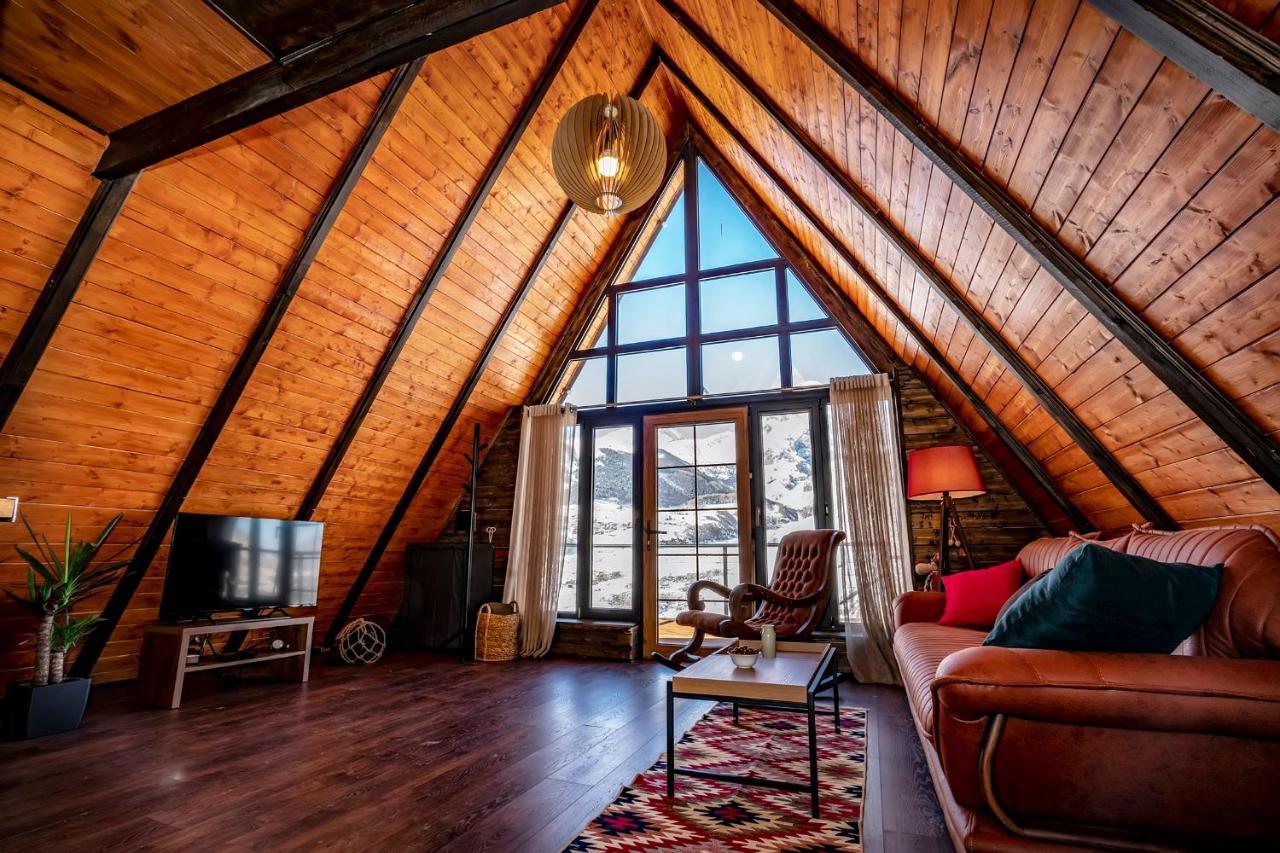 Voyager Villa Kazbegi Ngoại thất bức ảnh