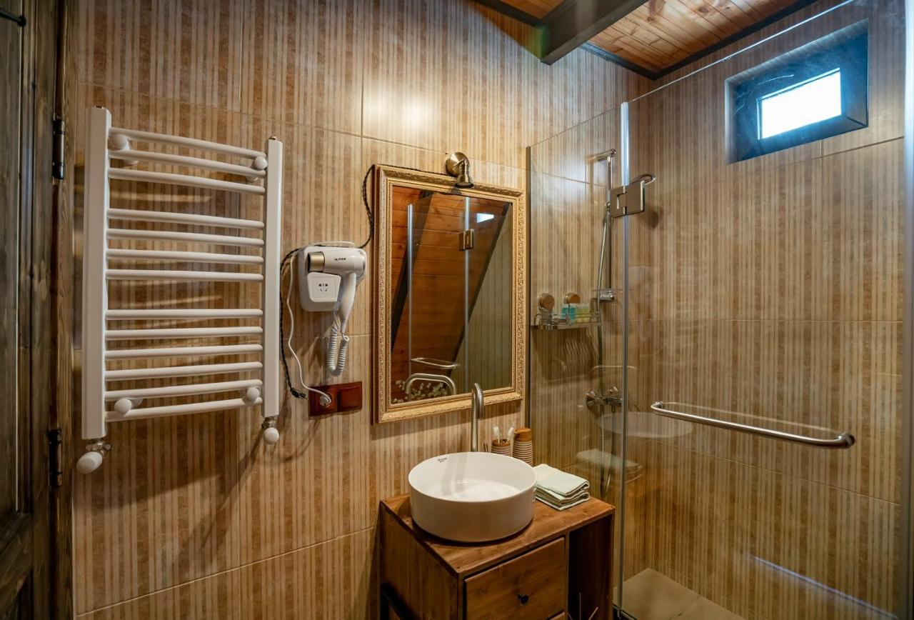 Voyager Villa Kazbegi Ngoại thất bức ảnh
